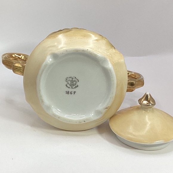 Lefton China Heritage Rose Chocolate Sugar Bowl with Lid - Picture 3 of 4